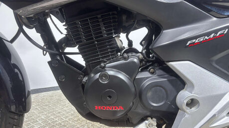 Honda CB GLR125 2015 14K PERFECT LEARNER FIRST BIKE 125CC WARRANTY MOT 32