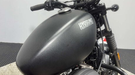 Hyosung GV S AQUILA GV 125 2022 ONLY 432 MILES 1 OWNER CRUISER BIKE 125CC 10