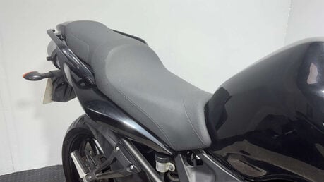 Yamaha FZ 600 S2 2008 ONLY 13K NEW MOT VERY CLEAN 600CC SPORTS TOURER 11