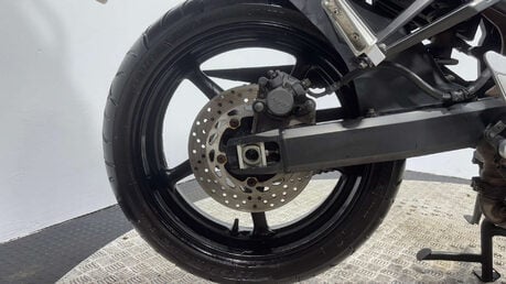 Yamaha FZ 600 S2 2008 ONLY 13K NEW MOT VERY CLEAN 600CC SPORTS TOURER 36