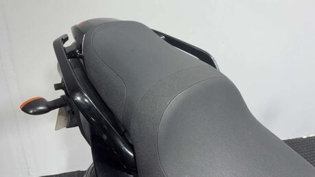 Yamaha FZ 600 S2 2008 ONLY 13K NEW MOT VERY CLEAN 600CC SPORTS TOURER 9