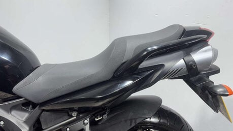 Yamaha FZ 600 S2 2008 ONLY 13K NEW MOT VERY CLEAN 600CC SPORTS TOURER 19