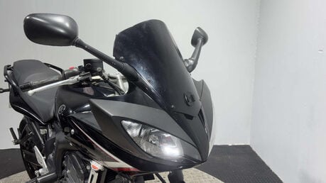 Yamaha FZ 600 S2 2008 ONLY 13K NEW MOT VERY CLEAN 600CC SPORTS TOURER 46