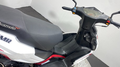 Lexmoto FMR 125 2017 6K RUNNING PROJECT SCOOTER SPARES OR REPAIR 125CC 8