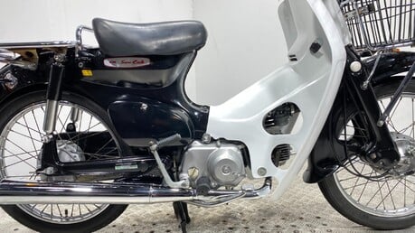 Honda C50 Little Cub 1985 STUNNING CLASSIC RIDES GREAT NEW MOT ICONIC 50CC 6