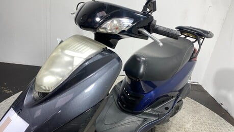 Yamaha XC 125 E VITY 2011 GOOD RUNNING PROJECT BIKE SCOOTER 125CC 17