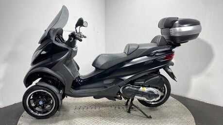 Piaggio MP3 500 LT SPORT ABS 2016 14K NEW MOT NO TILT LOCK CAR LICENCE 500CC 9