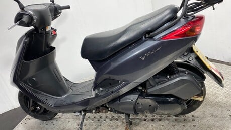 Yamaha XC 125 E VITY 2013 GOOD RUNNING PROJECT SPARES OR REPAIR 125CC 14