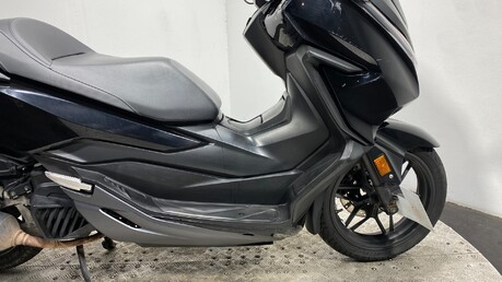 Honda Forza NSS 125 2019 32K RUNNING PROJECT BIKE MAXI SCOOTER 125CC 4