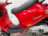 Piaggio Vespa ET4 125 4T NON RUNNING PROJECT SCOOTER BIKE 125CC 15