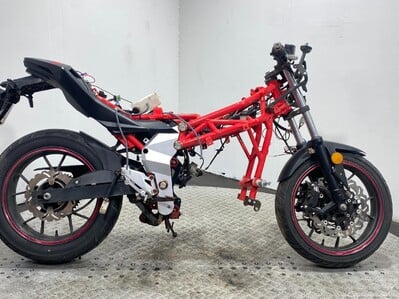 Lexmoto LXR 125 SY 125-10 2019 ROLLING CHASSIS PARTS SPORTS BIKE PROJECT 125CC