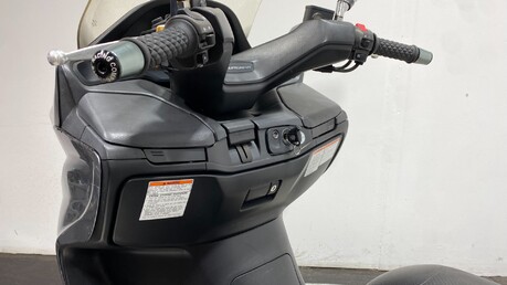 Suzuki Burgman AN 400 2007 20K NEW MOT WARRANTY MAXI SCOOTER 400CC 17