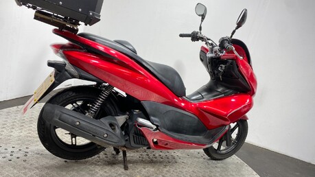 Honda Ww PCX 125 2013 GOOD RUNNING PROJECT BIKE SCOOTER 125CC 2