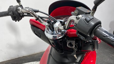 Honda Ww PCX 125 2013 GOOD RUNNING PROJECT BIKE SCOOTER 125CC 7