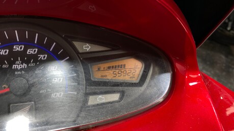 Honda Ww PCX 125 2013 GOOD RUNNING PROJECT BIKE SCOOTER 125CC 8
