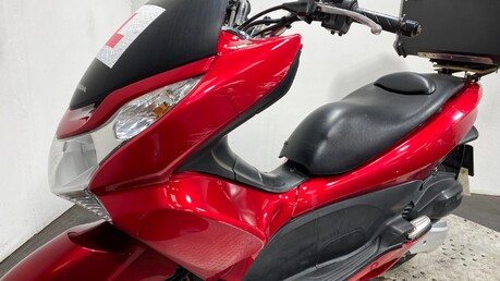 Honda Ww PCX 125 2013 GOOD RUNNING PROJECT BIKE SCOOTER 125CC 11