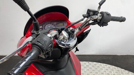 Honda Ww PCX 125 2013 GOOD RUNNING PROJECT BIKE SCOOTER 125CC 17