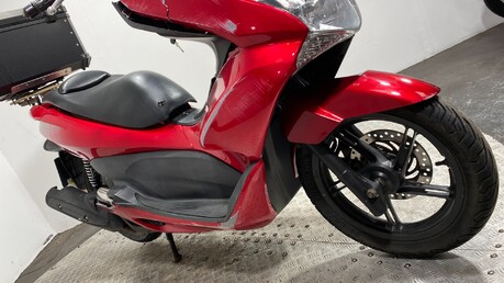 Honda Ww PCX 125 2013 GOOD RUNNING PROJECT BIKE SCOOTER 125CC 19