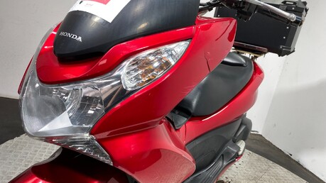 Honda Ww PCX 125 2013 GOOD RUNNING PROJECT BIKE SCOOTER 125CC 20