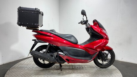 Honda Ww PCX 125 2013 GOOD RUNNING PROJECT BIKE SCOOTER 125CC 1