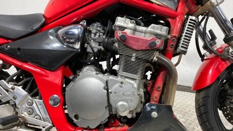 Suzuki Bandit 600 GSF MK2 2001 GOOD RUNNING PROJECT BIKE SPARES OR REPAIR 600CC 6
