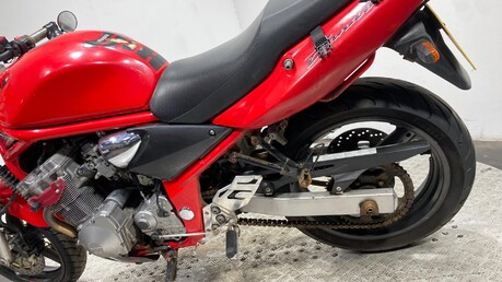 Suzuki Bandit 600 GSF MK2 2001 GOOD RUNNING PROJECT BIKE SPARES OR REPAIR 600CC 14