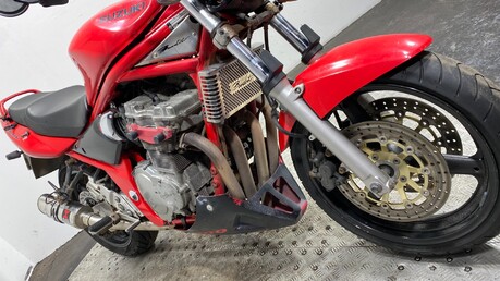 Suzuki Bandit 600 GSF MK2 2001 GOOD RUNNING PROJECT BIKE SPARES OR REPAIR 600CC 19