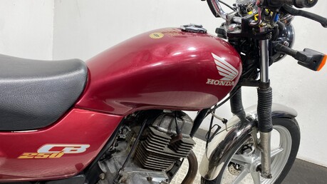 Honda CB 250 2001 LONG MOT GOOD RUNNING PROJECT BIKE 250CC 7