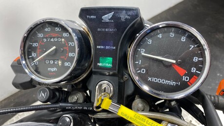 Honda CB 250 2001 LONG MOT GOOD RUNNING PROJECT BIKE 250CC 9