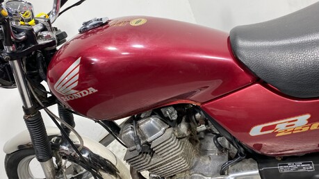 Honda CB 250 2001 LONG MOT GOOD RUNNING PROJECT BIKE 250CC 16