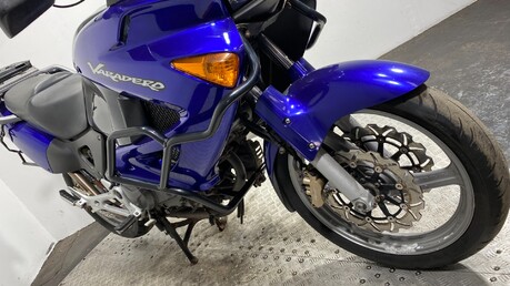 Honda XL 1000 VARADERO 2004 MK2 NON RUNNING PROJECT BIKE 1000CC TOURER 20