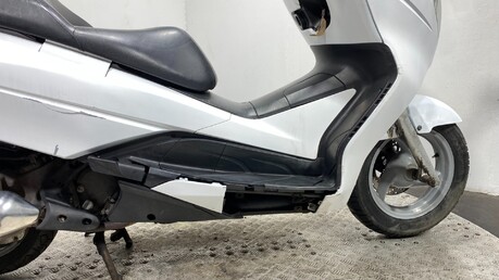 Honda Fes 125 2014 SILVERWING MAXI SCOOTER RUNNING PROJECT BIKE 125CC 4