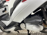 Honda Fes 125 2014 SILVERWING MAXI SCOOTER RUNNING PROJECT BIKE 125CC 9