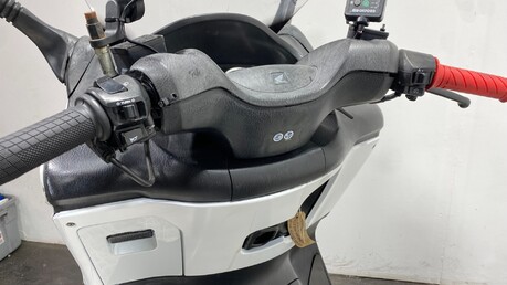 Honda Fes 125 2014 SILVERWING MAXI SCOOTER RUNNING PROJECT BIKE 125CC 16