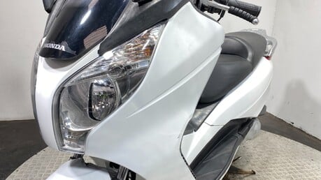 Honda Fes 125 2014 SILVERWING MAXI SCOOTER RUNNING PROJECT BIKE 125CC 19