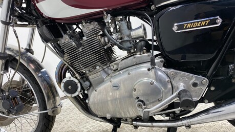 Triumph Trident T160 1976 GOOD RUNNING PROJECT BIKE CLASSIC TRIPLE 13