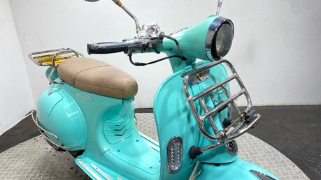 Ajs MODENA 125 2016 6K NON RUNNING CUSTOM PROJECT SCOOTER 125CC 18