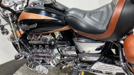 Honda F6 C VALKYRIE 2000 NEW MOT 6 CYLINDER NEW MOT FULL LOADED CRUISER 16