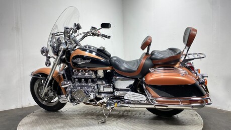 Honda F6 C VALKYRIE 2000 NEW MOT 6 CYLINDER NEW MOT FULL LOADED CRUISER 20