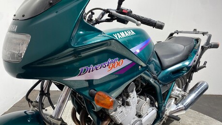 Yamaha XJ 900 1995 SPARES OR REPAIR RUNNING PROJECT BIKE 900CC 12