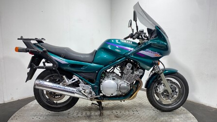 Yamaha XJ 900 1995 SPARES OR REPAIR RUNNING PROJECT BIKE 900CC