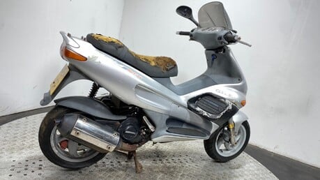 Gilera Runner 180 SP 2000 2 STROKE ORIGINAL NON RUNNING RARE PROJECT SCOOTER 180CC 2