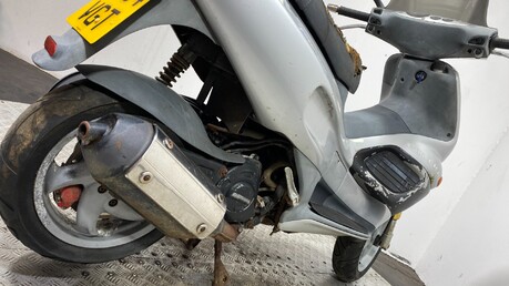 Gilera Runner 180 SP 2000 2 STROKE ORIGINAL NON RUNNING RARE PROJECT SCOOTER 180CC 11