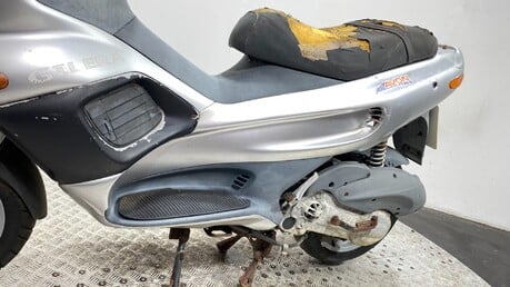 Gilera Runner 180 SP 2000 2 STROKE ORIGINAL NON RUNNING RARE PROJECT SCOOTER 180CC 16