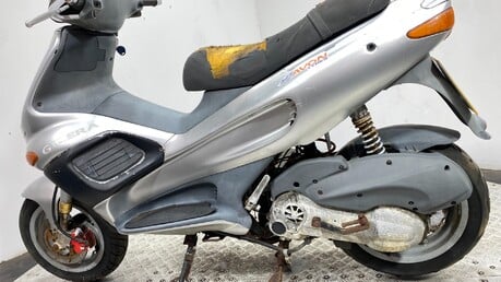 Gilera Runner 180 SP 2000 2 STROKE ORIGINAL NON RUNNING RARE PROJECT SCOOTER 180CC 17