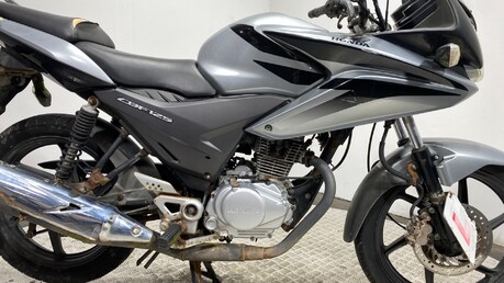Honda CBF125 2009 SPARES OR REPAIR RUNNING PROJECT BIKE 125CC CBF 125 3
