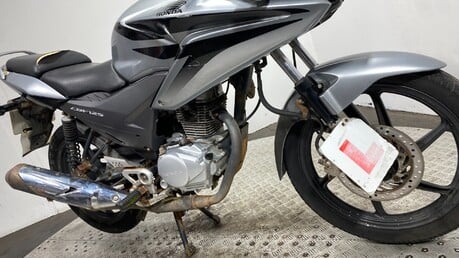 Honda CBF125 2009 SPARES OR REPAIR RUNNING PROJECT BIKE 125CC CBF 125 4