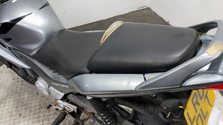 Honda CBF125 2009 SPARES OR REPAIR RUNNING PROJECT BIKE 125CC CBF 125 14