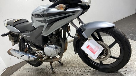 Honda CBF125 2009 SPARES OR REPAIR RUNNING PROJECT BIKE 125CC CBF 125 18
