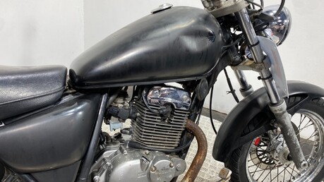 Suzuki GZ 125 MARAUDER 2006 6K RUNNING CRUISER BIKE PROJECT 125CC 7